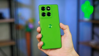 How is Motorola simultaneously doing too little and too much with the confusing Edge family?