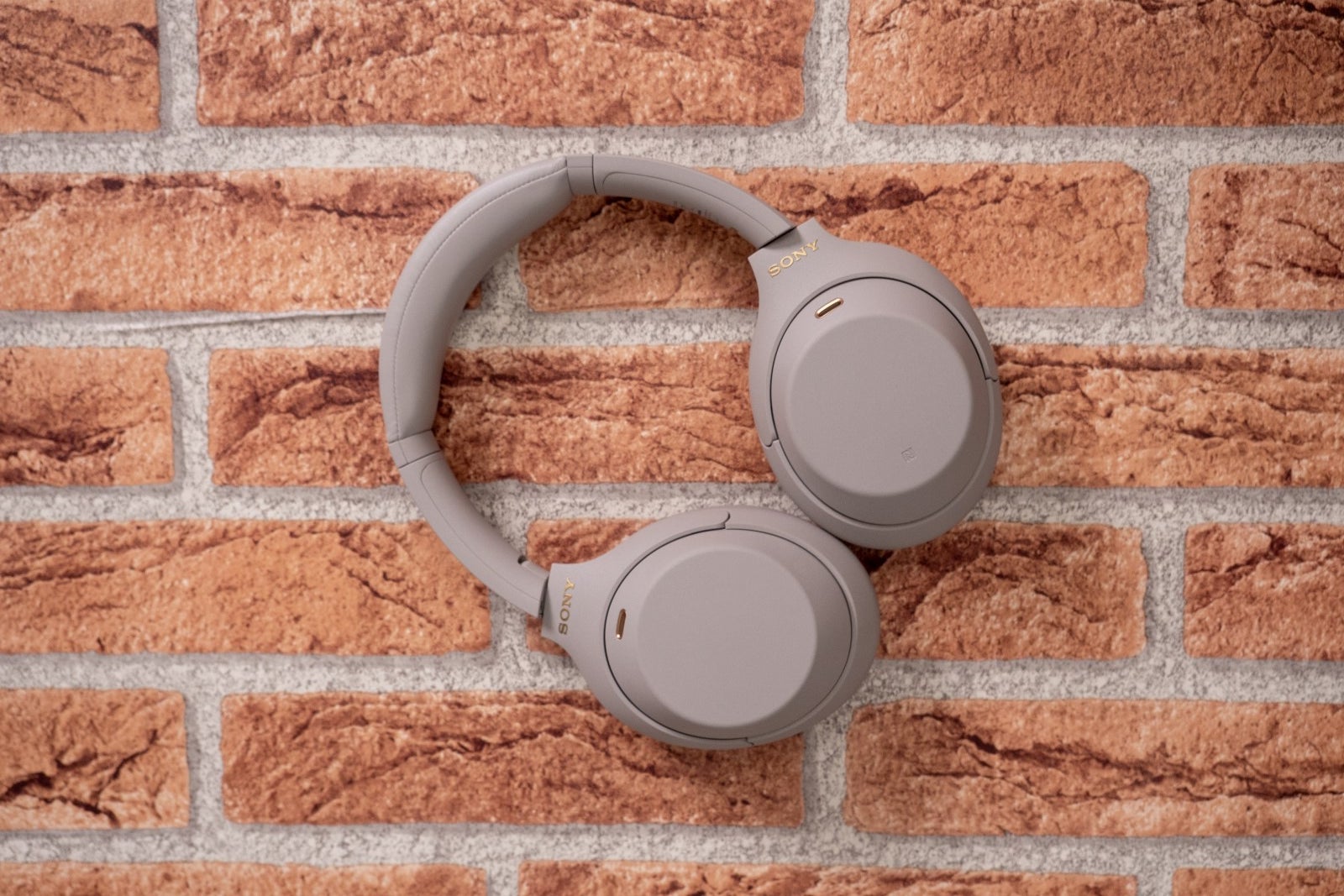 The still-amazing Sony WH-1000XM4 are selling like hotcakes at $120 off on Walmart