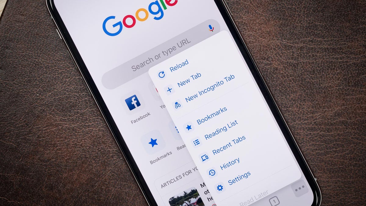 If your Android phone is still running on this version, you can forget about Chrome updates