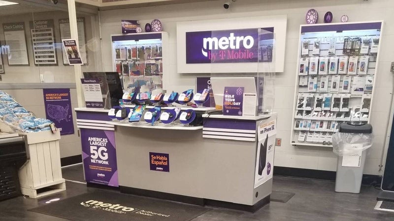 Metro rep sells a customer on the "Great" Revvl 7 5G. You can probably guess what happened next