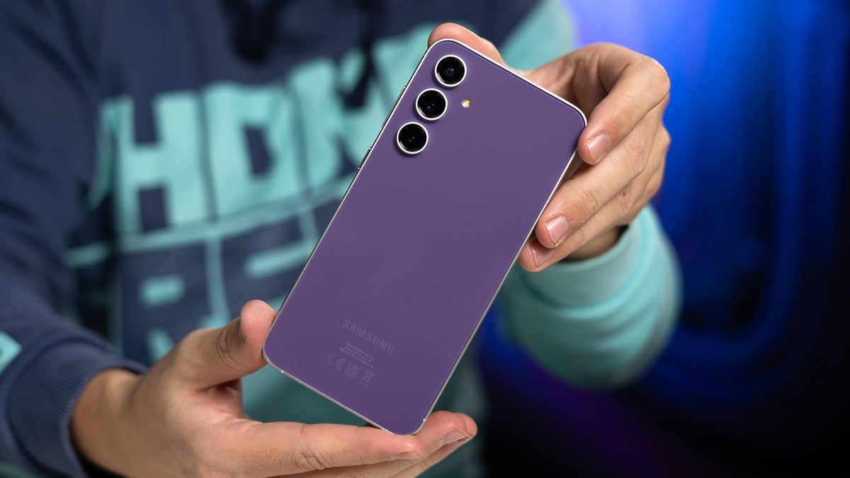 Galaxy S23 users report camera downgrade after One UI 7 update