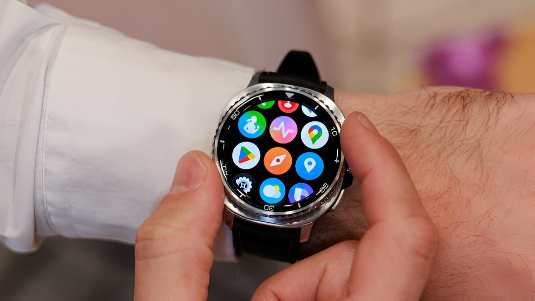Apps on the Samsung Galaxy Watch 8 Classic