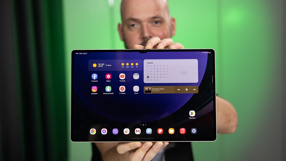 Walmart slashes the powerful Galaxy Tab S9 Ultra down to $799.99