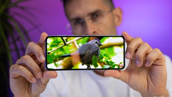 At $200 off, the Galaxy Z Flip 6 outshines even the Z Flip 7 FE, making it an unbeatable alternative