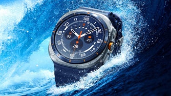 The 2025 Galaxy Watch Ultra is trying to fend off the Apple Watch Ultra 3 with its first good deal