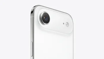 iPhone Air and iPhone 17 Pro Max camera glitch causes black boxes on photos