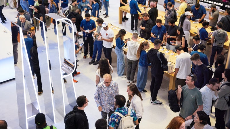 Apple's best security feature is causing chaos on iPhone 17 launch day