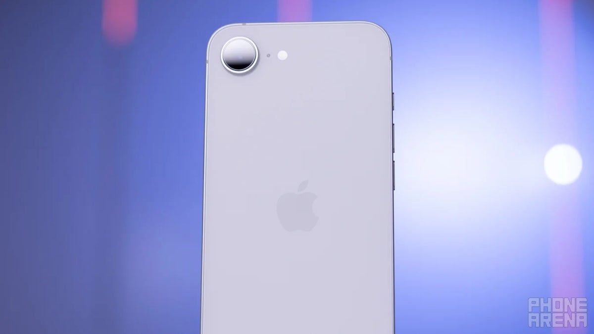 iPhone 17e and iPhone 16e comparison