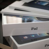 iPad 2 delivery times now over a month
