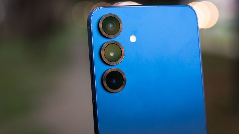 Samsung may include a familiar face (and name) in the Galaxy S26 family after all