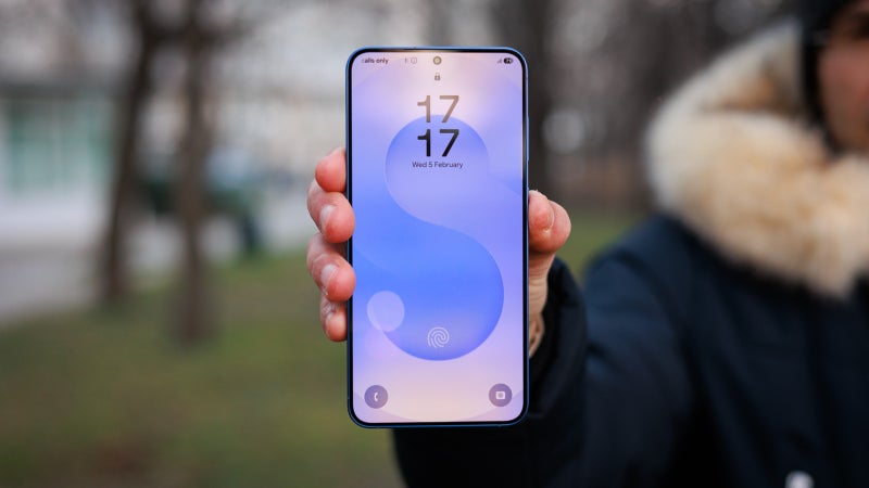 The gargantuan Samsung Galaxy S25+ will not be ignored at its fittingly massive Prime Day discount