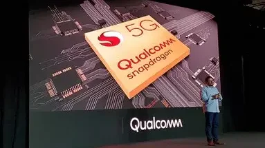 A slide showing off a Snapdragon 5G processor is seen.