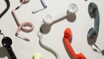 Can't let go of the iPhone, but craving retro? This gadget should be in your cart (and heart)