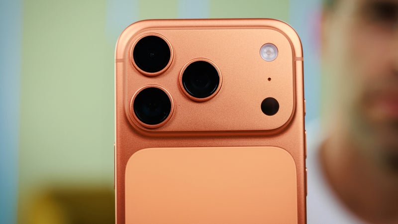 Most of you seem to love that the iPhone 17 Pro can act like a chameleon