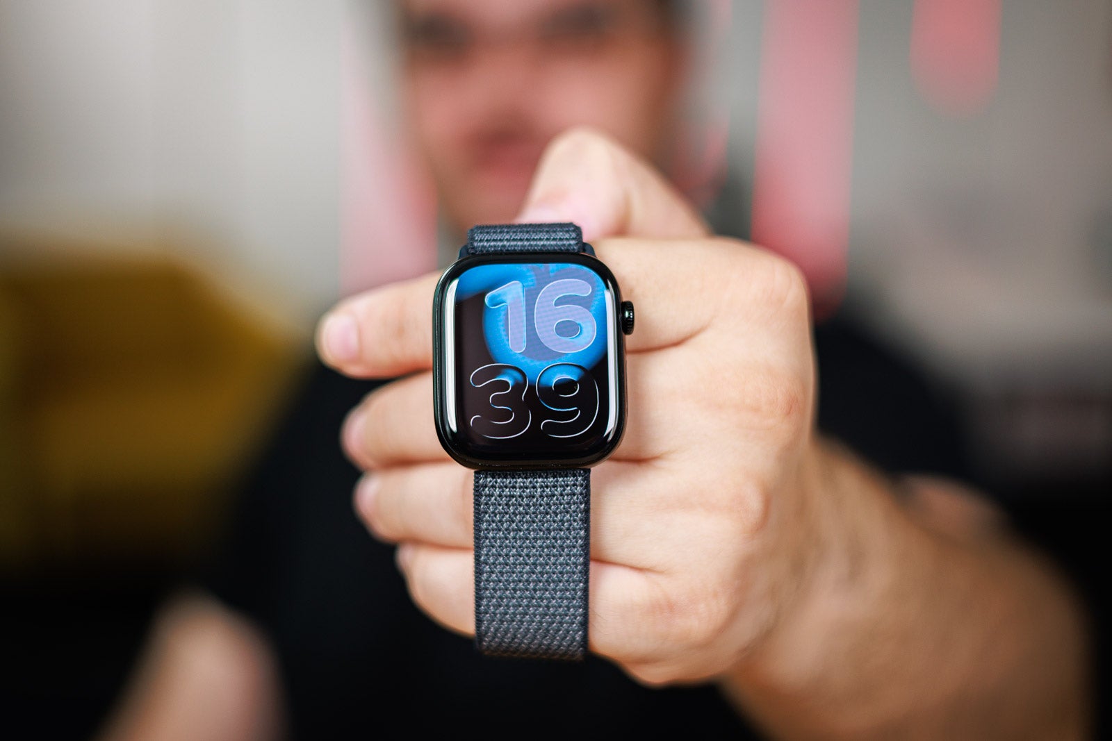 Major glitch prevents Apple Watch Series 11 to be activated on Verizon, here's a possible fix