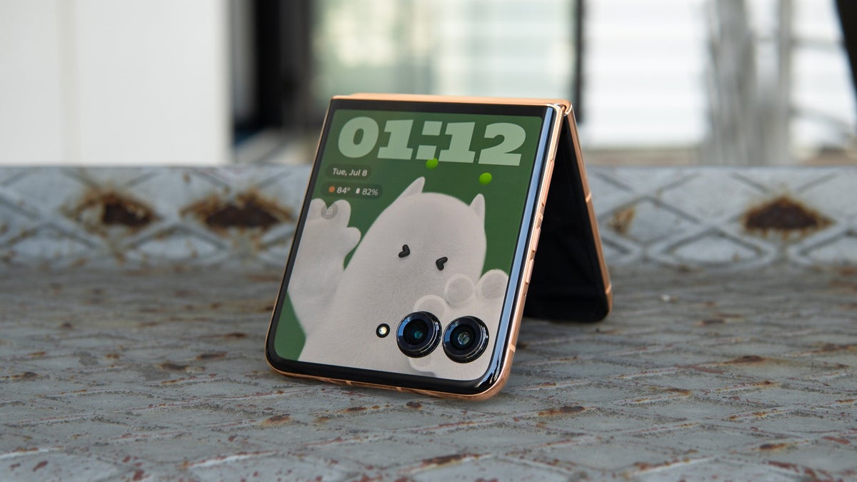 Razr+ (2025) Deal: Save 0 on the Latest Motorola Foldable Phone Razr+ (2025) Deal: Save 0 on the Latest Motorola Foldable Phone