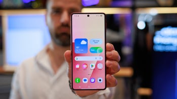 Samsung's Black Friday Early Access sale slashes a towering $300 off the Galaxy Z Flip 7