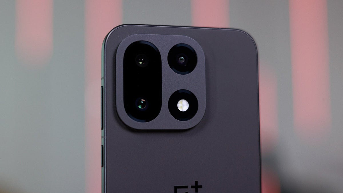 The truth behind the OnePlus 15 camera backlash