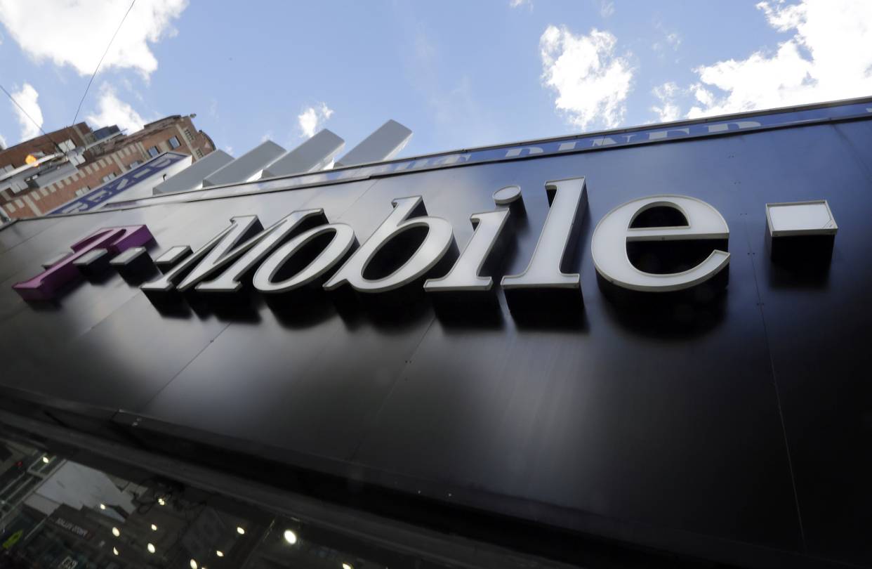 T-Mobile welcomes winter with a snuggly Tuesdays present