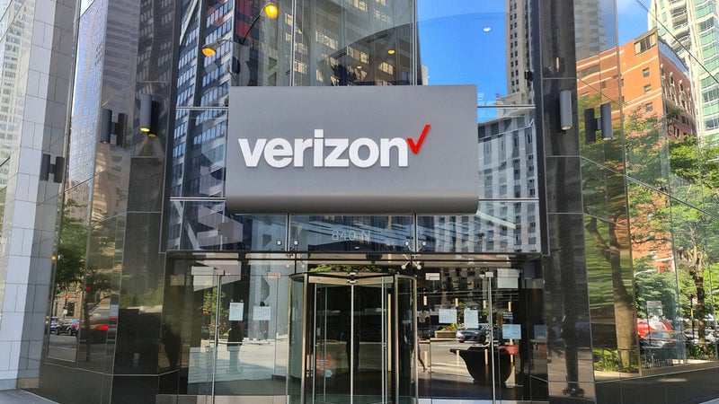 Consumer victimized when thief opened a Verizon account in his name