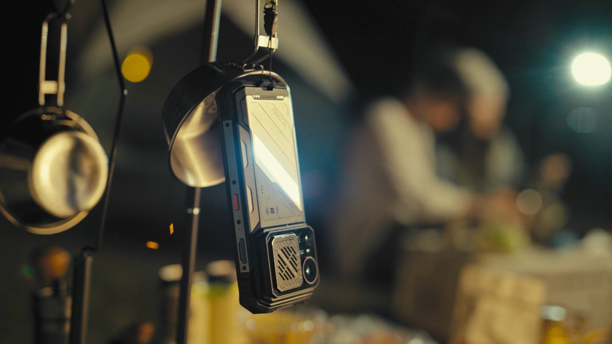 Hotwav Hyper 8 Ultra: the outdoor survivor phone, walkie-talkie and night vision included!