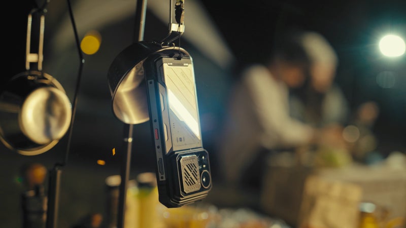 Hotwav Hyper 8 Ultra: the outdoor survivor phone, walkie-talkie and night vision included!