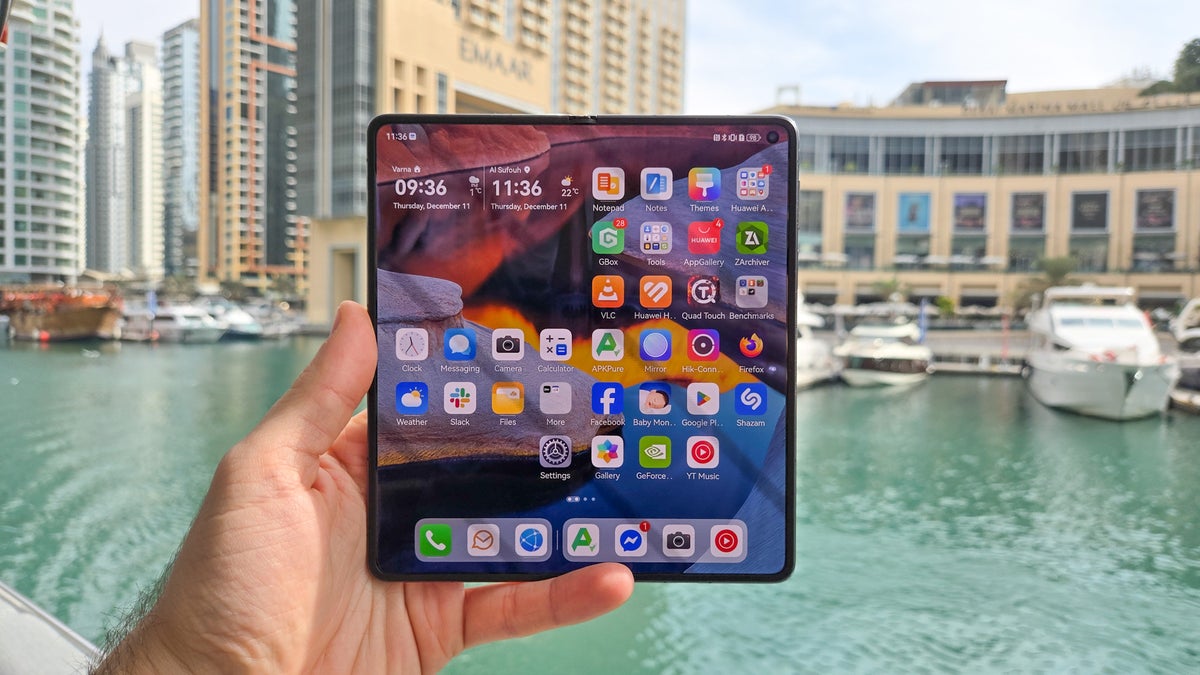 I tried the Huawei Mate X7, and it’s a serious threat to Samsung