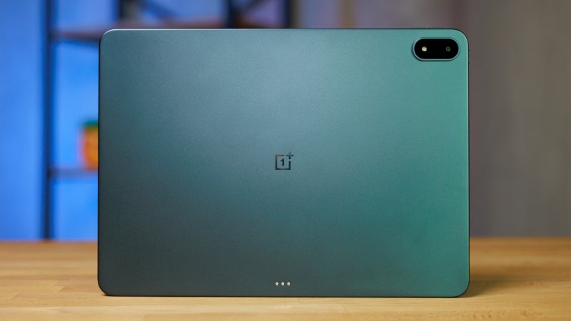 Last-minute Christmas deal makes the masterful OnePlus Pad 3 even harder to turn down