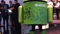 Android mascot stepping up to show you how robots do it (video)