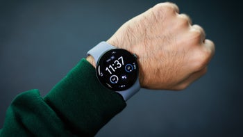 Ring in the new year with a massively discounted 45mm Google Pixel Watch 4 with 4G LTE!