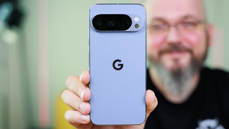 As some Pixel users deal with laggy updates, Pixel 10 series users have another issue of their own