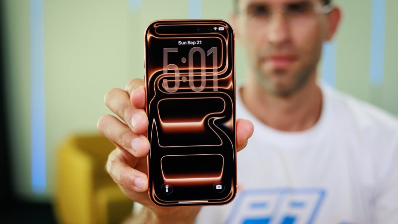 Not that many of you are excited about the iPhone 20 Pro, but should Apple be scared?