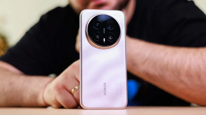 Honor Magic 8 Pro vs Galaxy S25 Ultra: Sample Photos Comparison