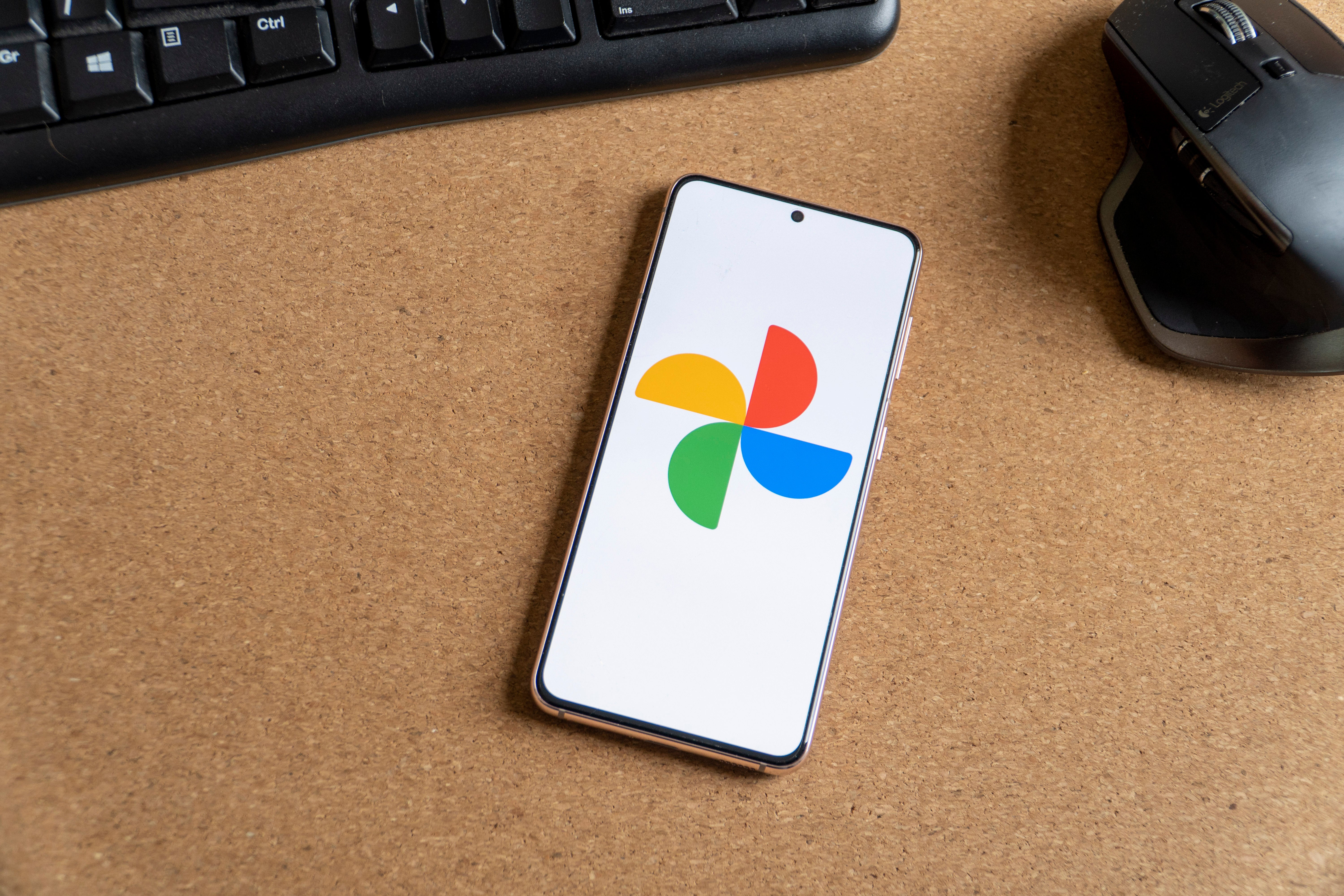 Google Photos backups may soon stop being a battery hog