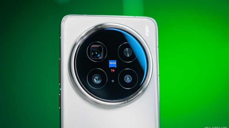 I found the flagship that shouldn't exist and now I can’t go back to Apple