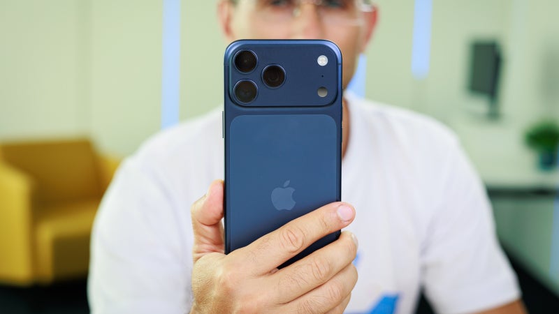 Apple and Motorola are the MVPs of the latest US smartphone market report while Samsung disappoints