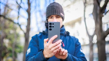 The Samsung Galaxy S27 Ultra could steal one of the iPhone’s best features minus the notch