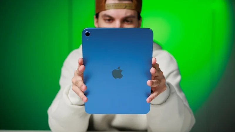 The 11-inch iPad (A16) just dipped below $300 at Amazon, making it the ultimate budget delight