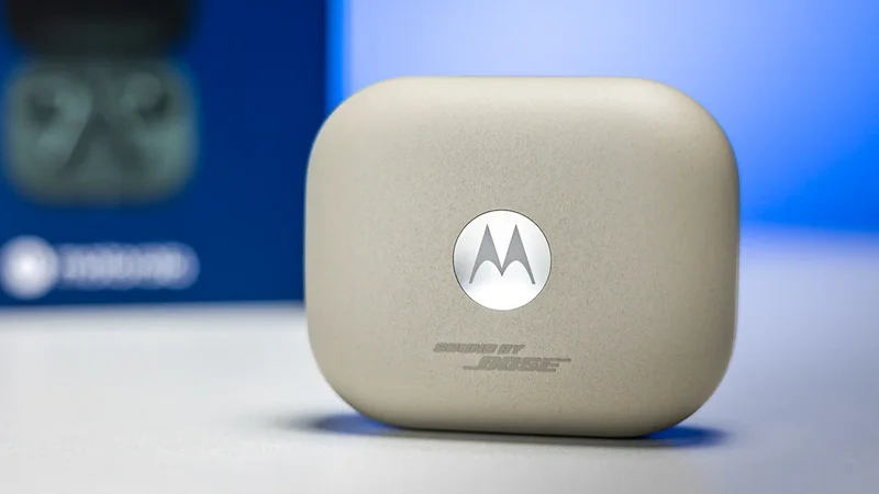 Motorola may launch new earbuds with a redesign and sound from Bose soon