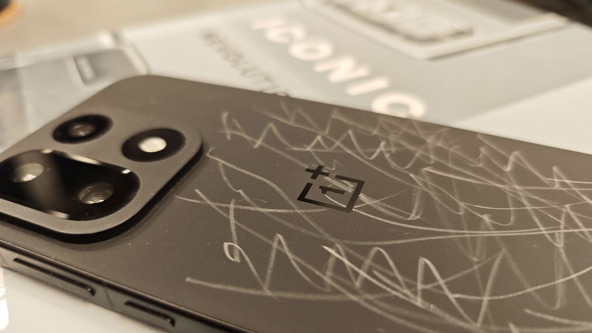 OnePlus 15