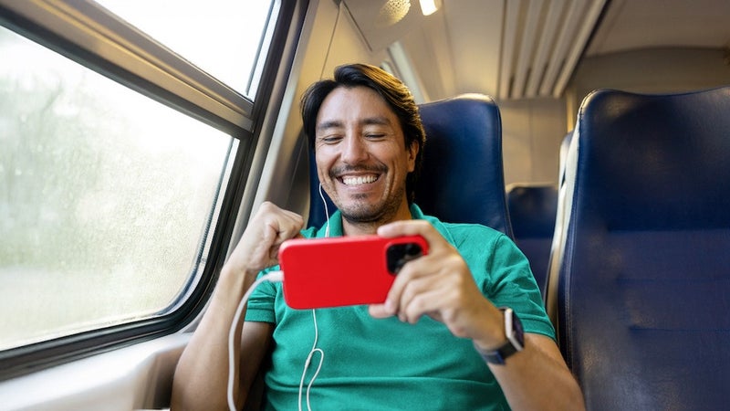 Total Wireless raises the bar: Get Unlimited wireless $20/mo for 5 years for one line