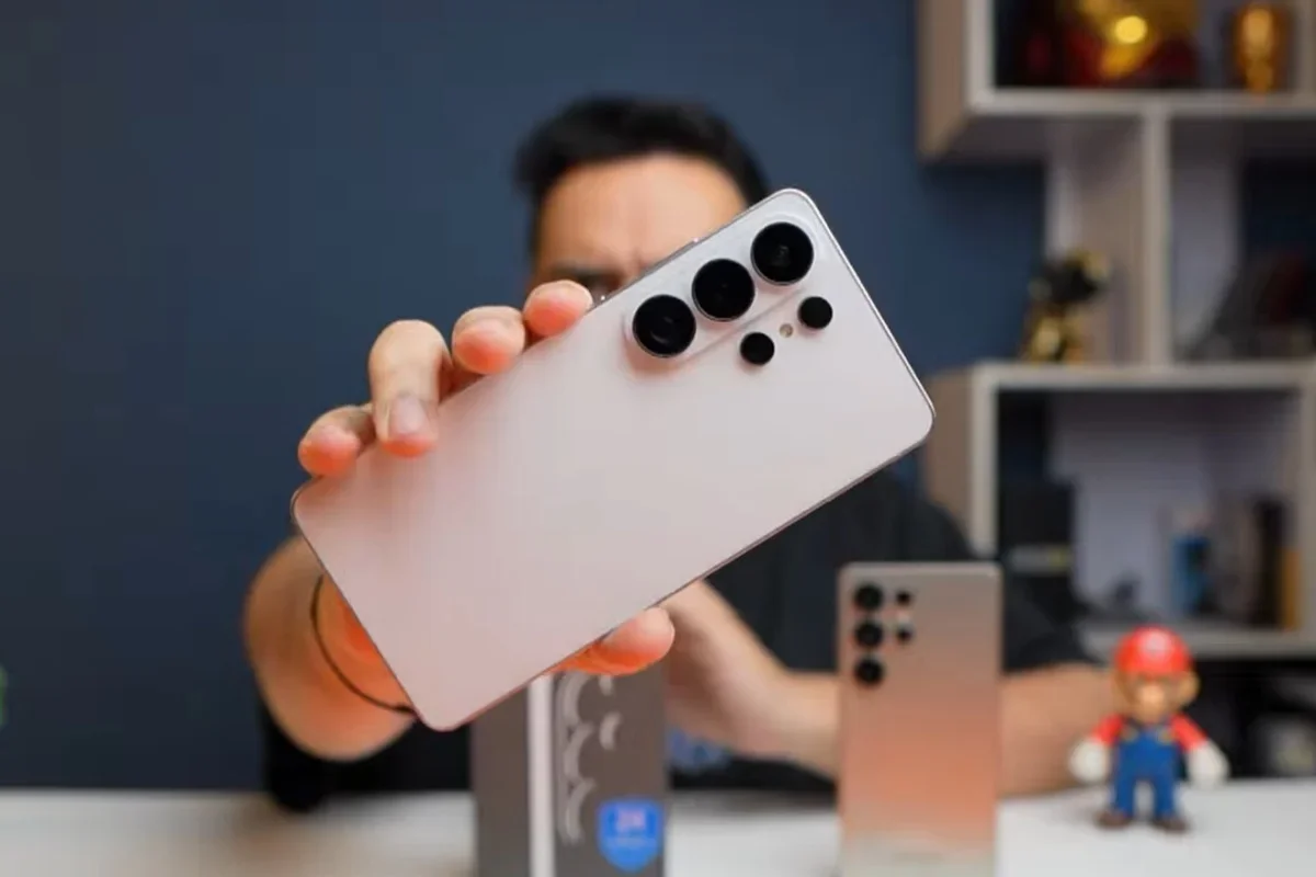 All three Galaxy S26 devices may get a shocking battery downgrade