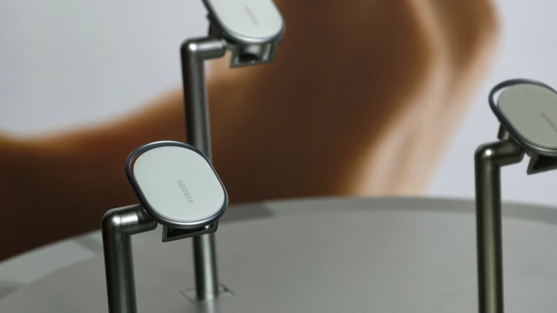 The Xiaomi Tag is a tracker that works with both Apple or Android