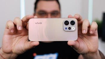 I tested Vivo's $500 rival to the Pixel 10a and iPhone 17e, and I'm genuinely impressed