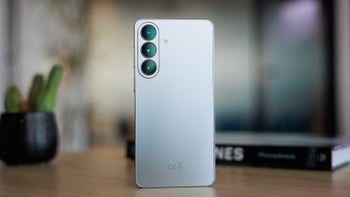 The Galaxy S26 Plus is a solidly boring phone