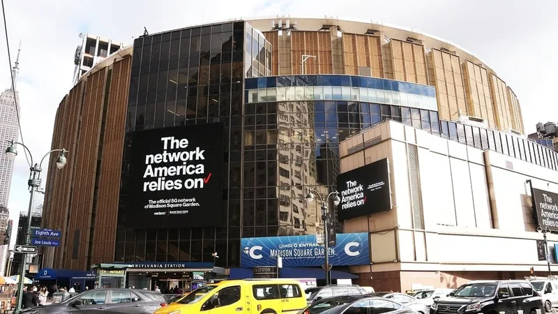 Verizon urges customers to switch to its more expensive option