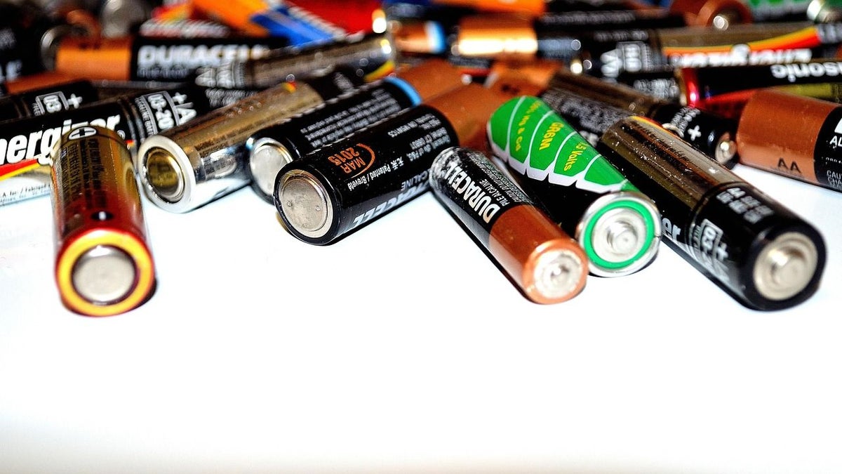 New type of anode-free battery promises to double your smartphone battery life New type of anode-free battery promises to double your smartphone battery life