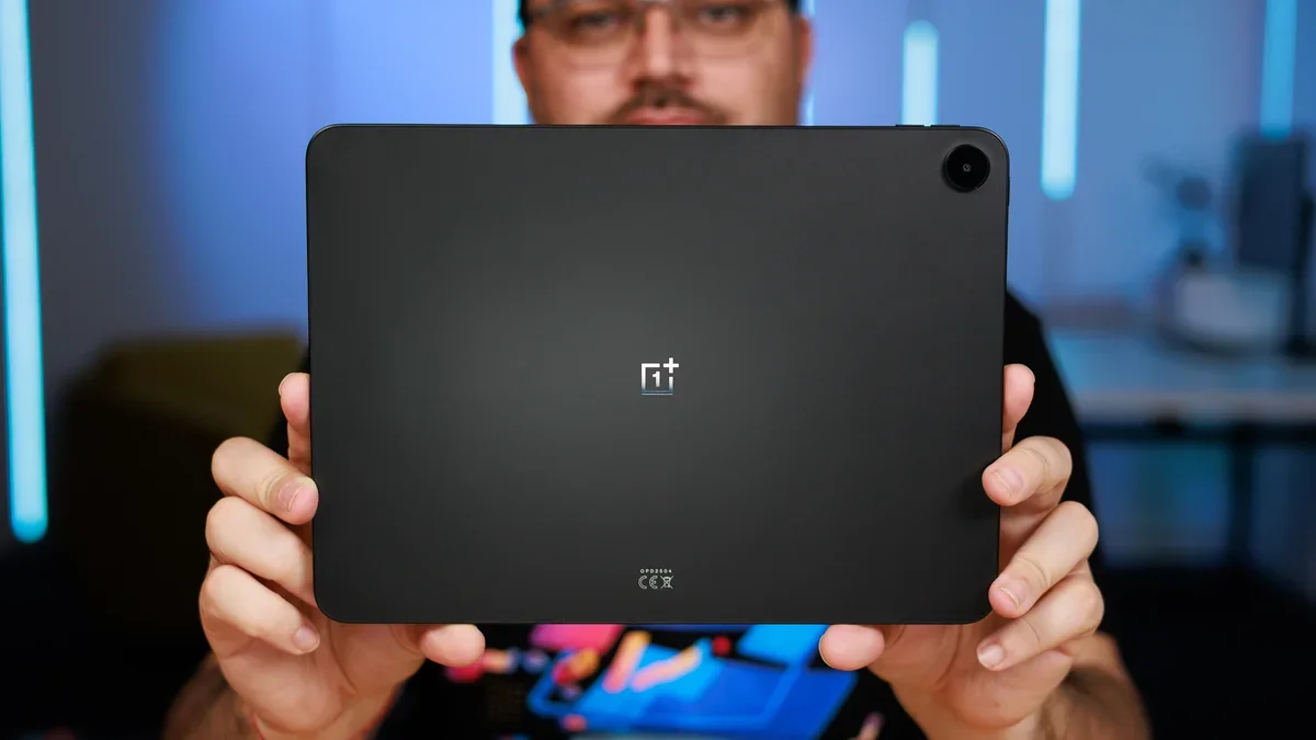 A close-up of the OnePlus Pad Go 2.