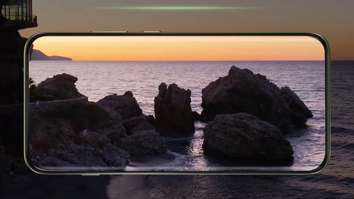 Official Motorola Edge 70 Pro promotional image