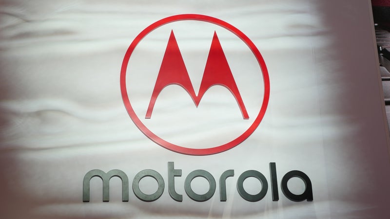 Motorola tops Samsung with its surprisingly early Android 17 Beta release